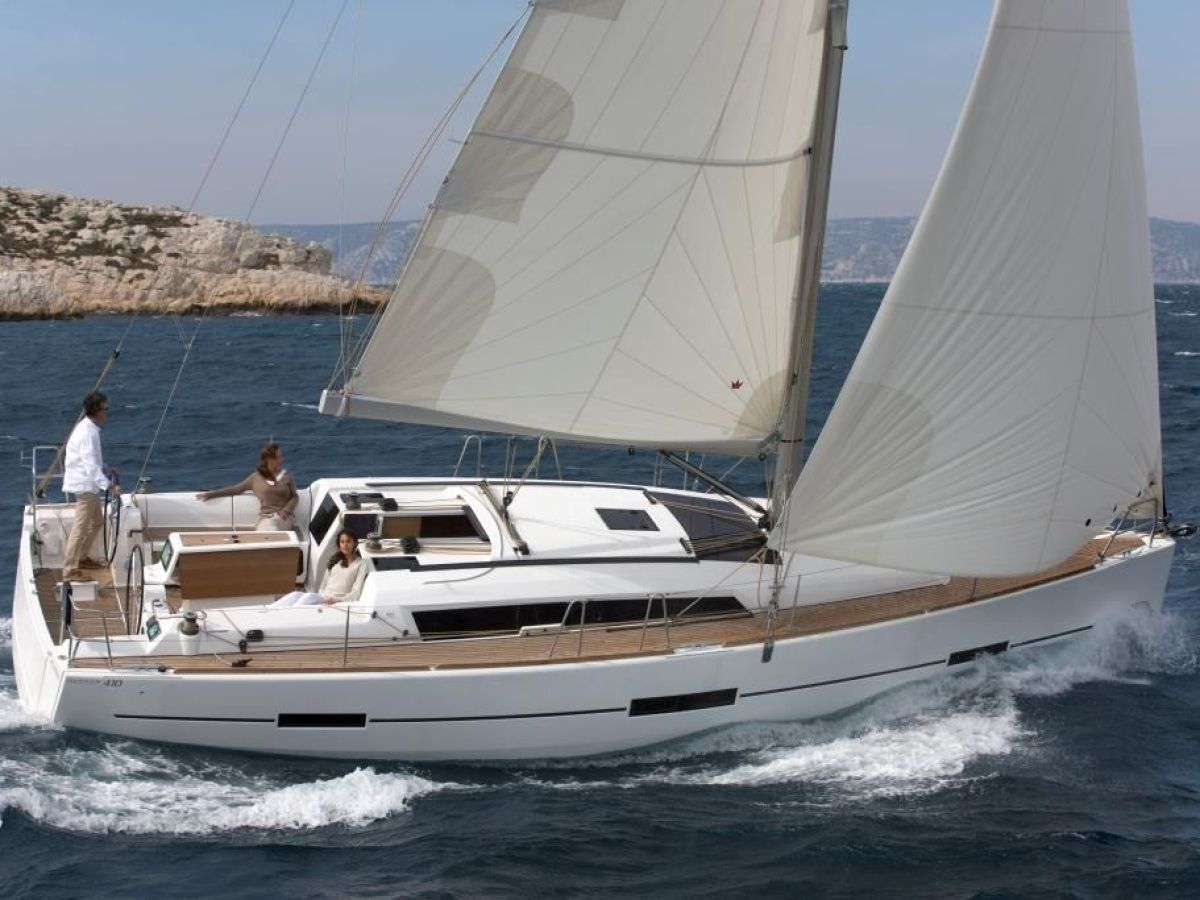 DUFOUR 410