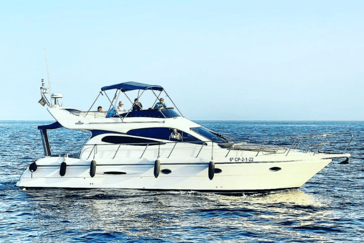 a small boat in a body of water