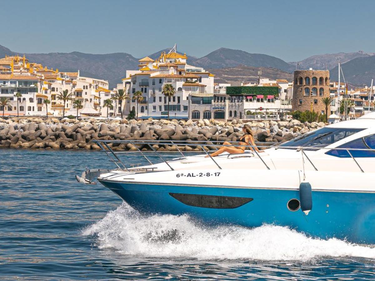 a small boat in a harbor