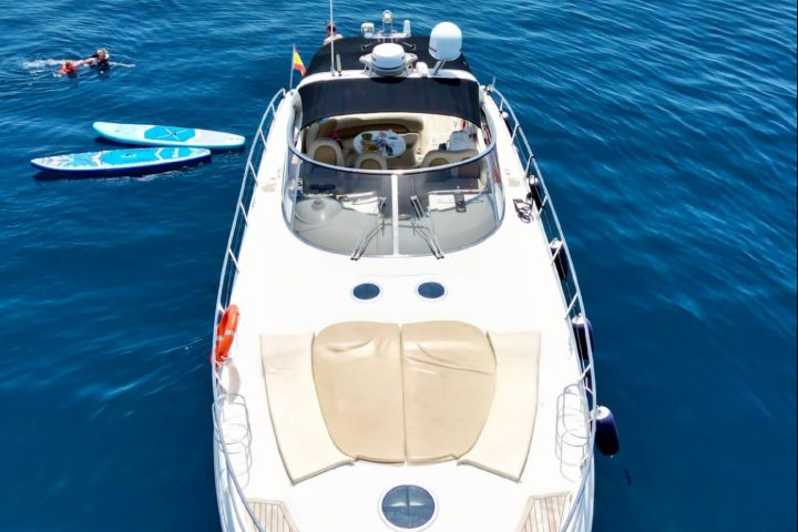 a small boat in a body of water