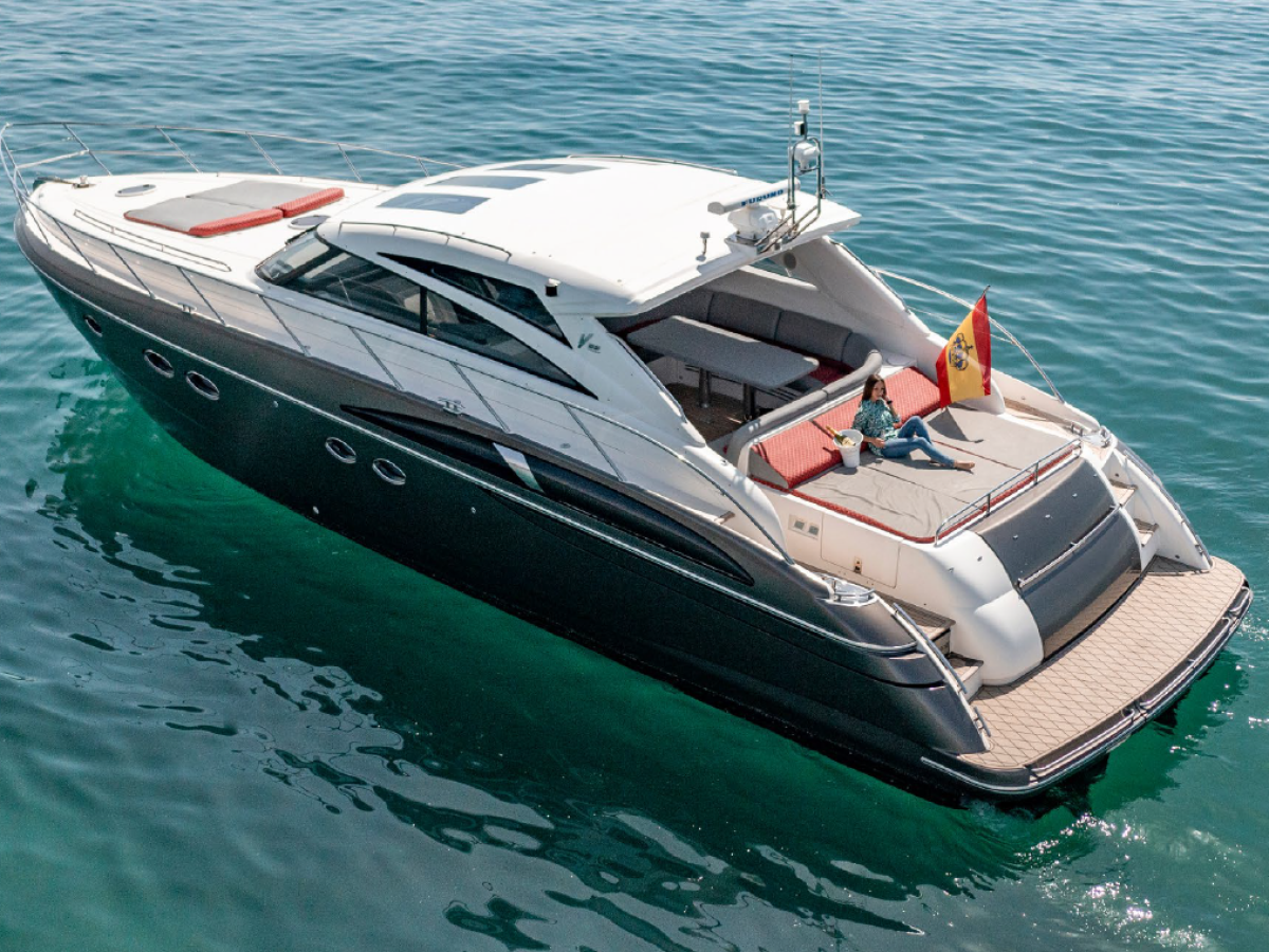 a small boat in a body of water