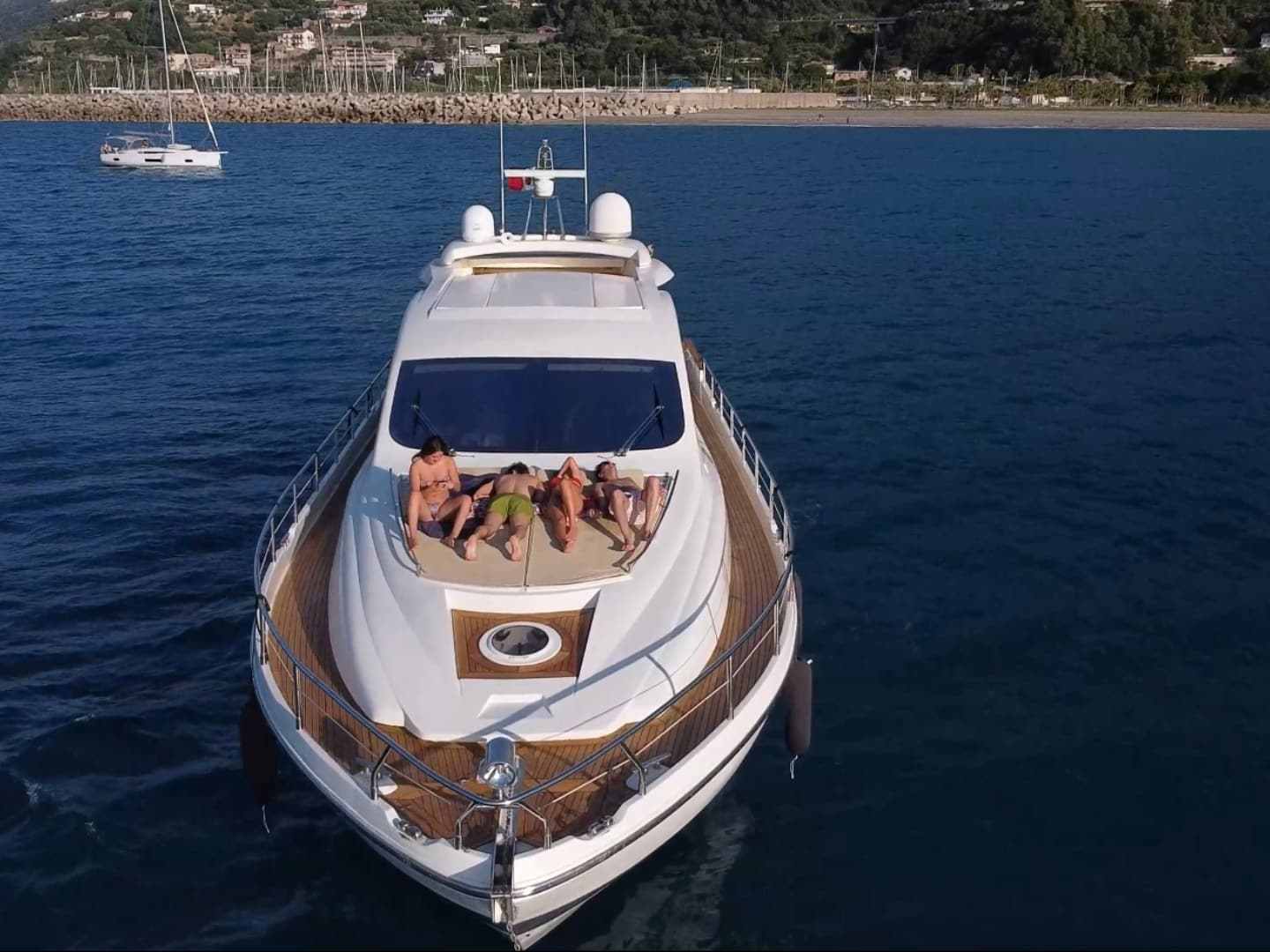 a small boat in a body of water